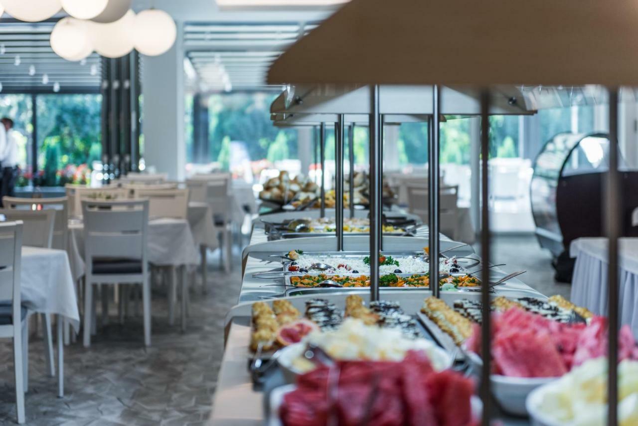 Hotel Fontana Vrnjačka Banja Kültér fotó