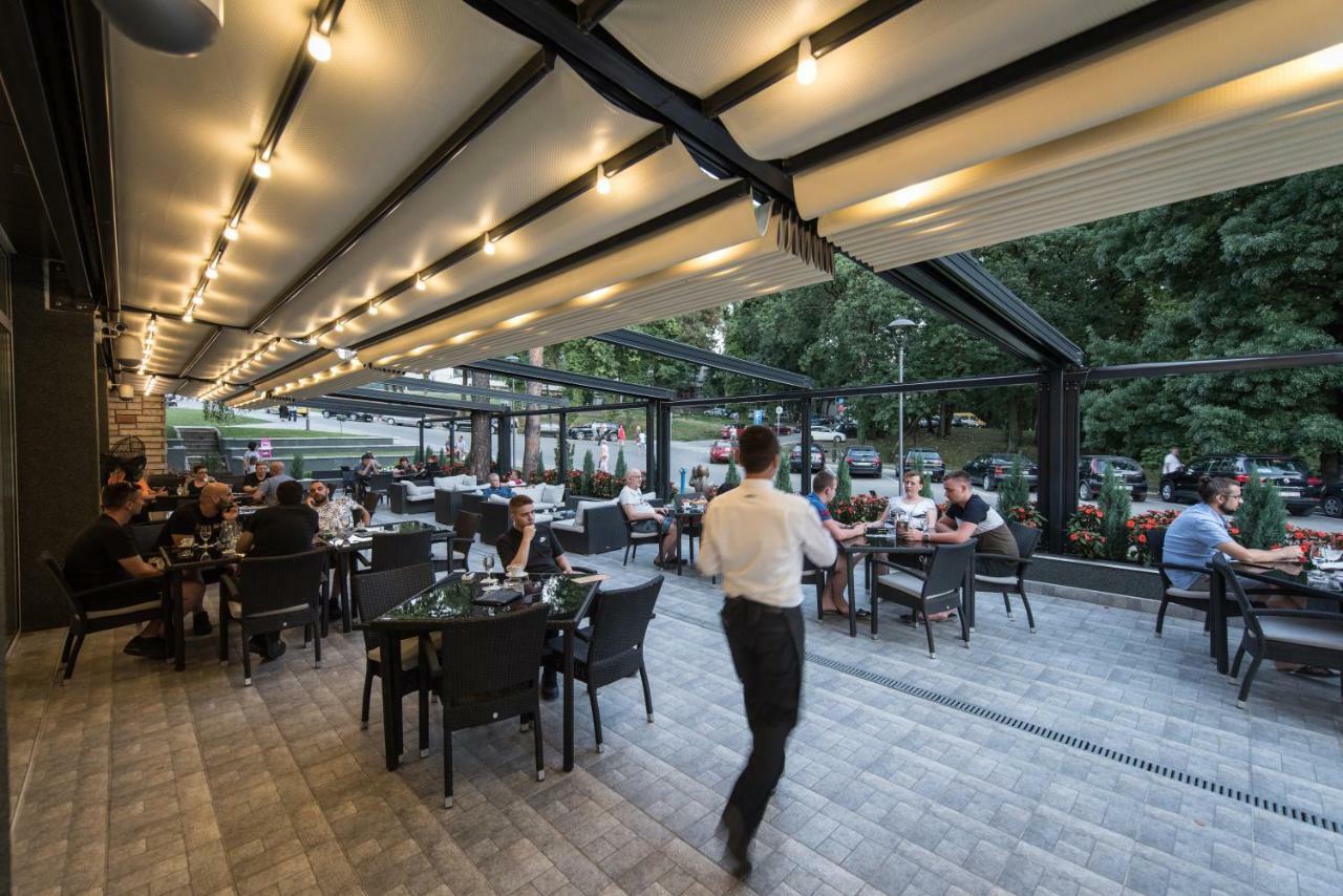 Hotel Fontana Vrnjačka Banja Kültér fotó